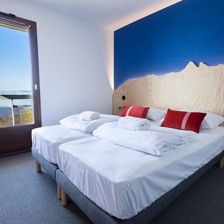 Cote Lac Hostel Evian エクステリア 写真