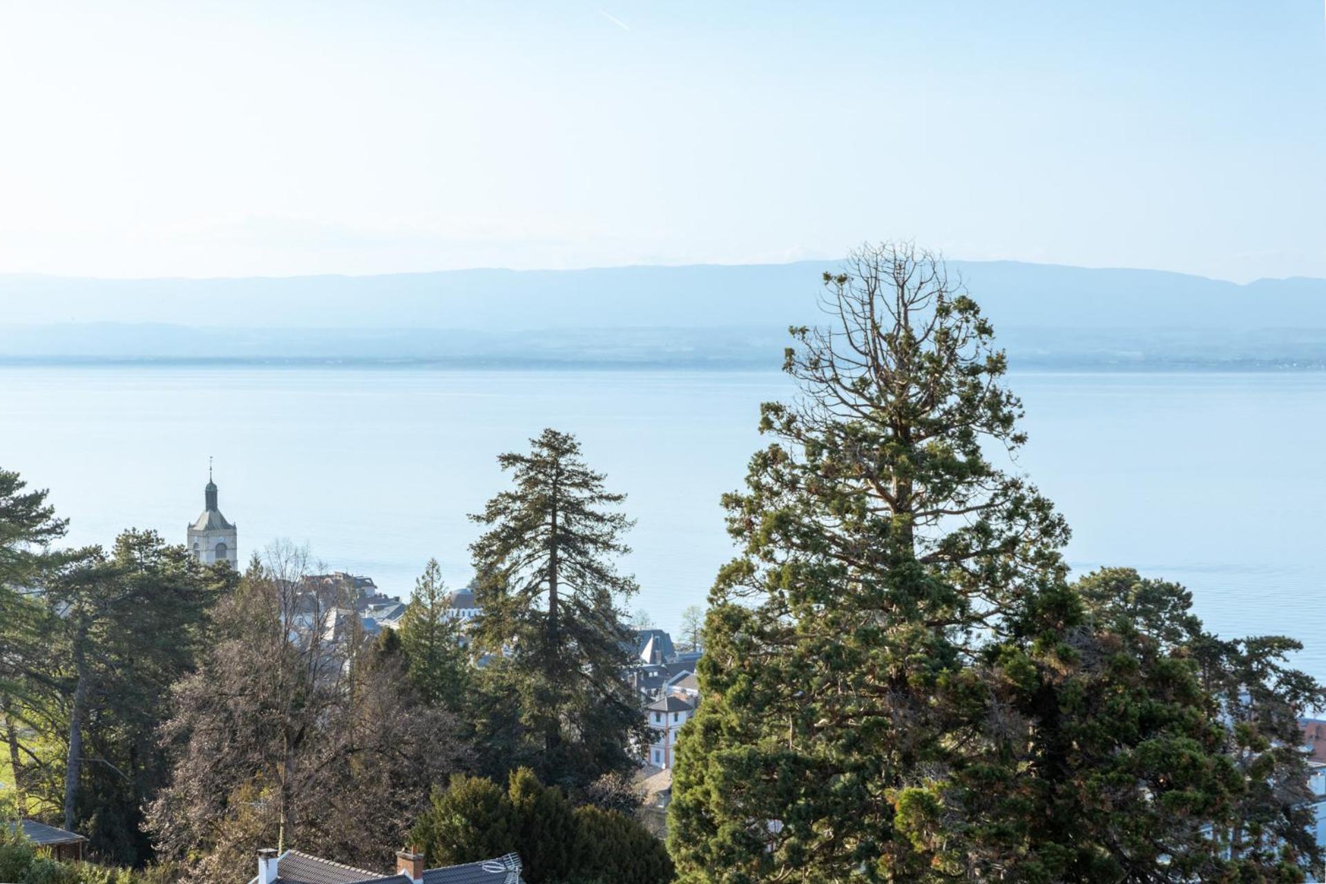 Cote Lac Hostel Evian エクステリア 写真